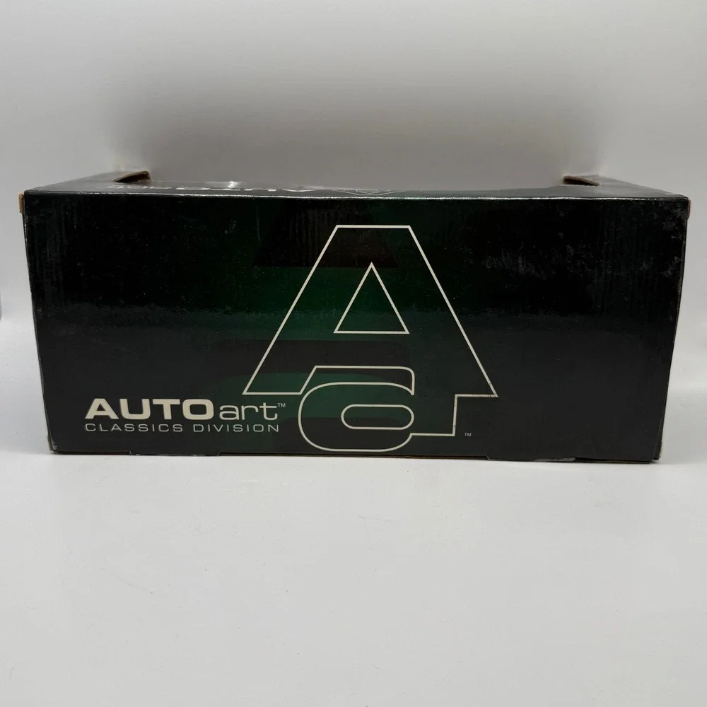 AUTOart Jaguar XK-SS 1956 Diecast Model 1:18 Blue Classics Division 73510